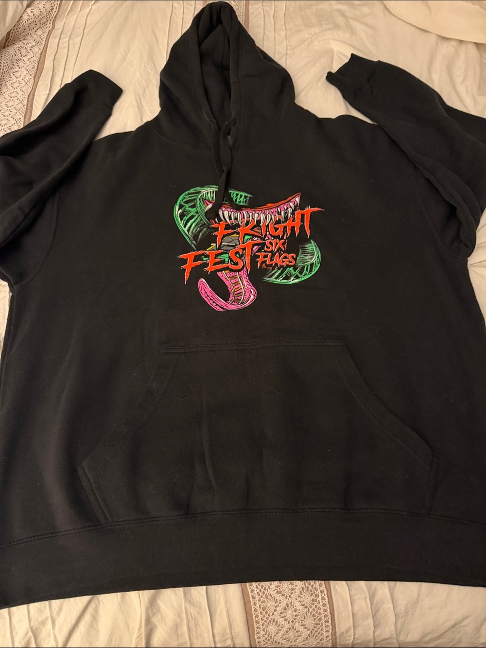 black Six Flags Fright Fest hoodie a graphic of a monstrous, open-jawed snake. 2